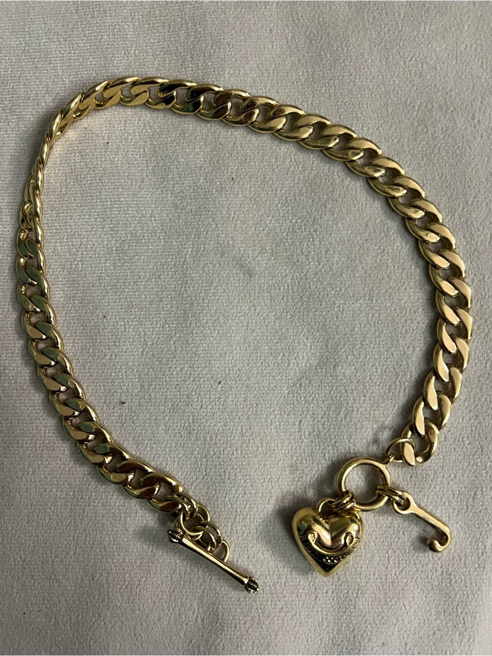 💖 Juicy Couture Gold Tone Heart Charm Chain Necklace | Y2K Statement Jewelry